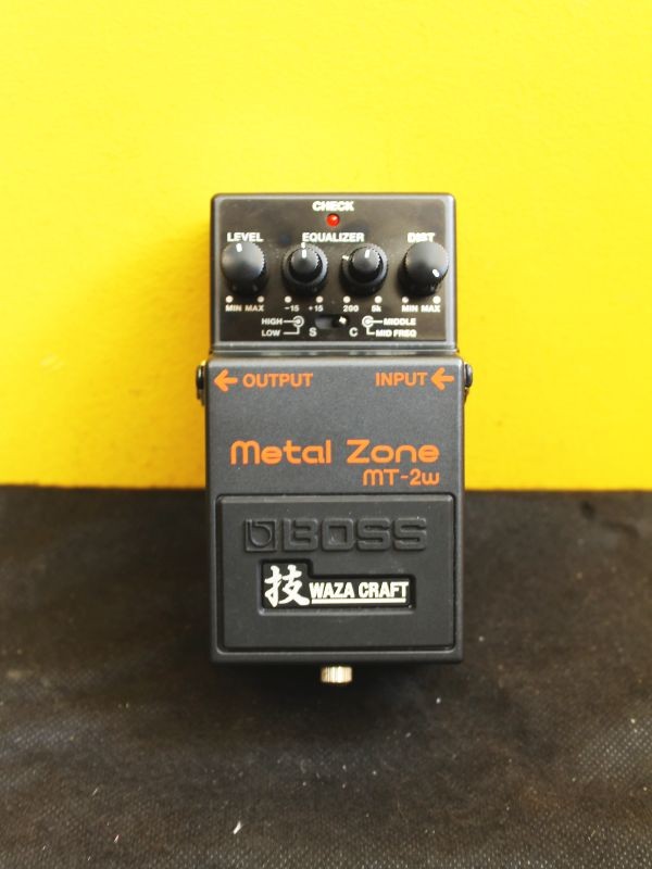 Boss MT-2W Metal Zone Waza Craft Series